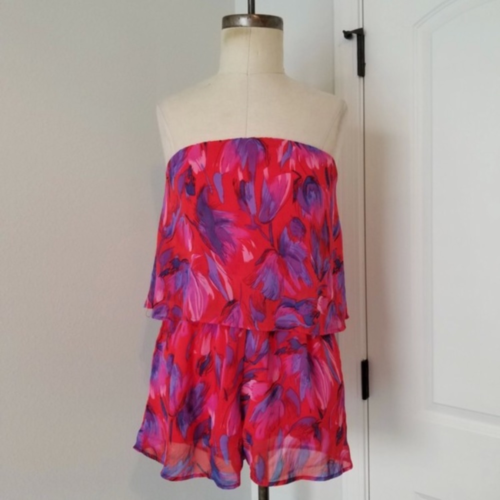 *SOLD* Strapless romper